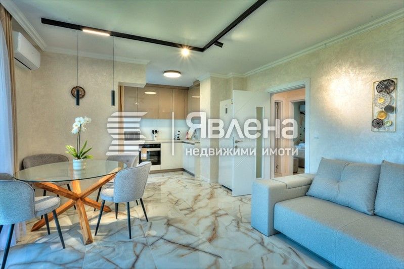 Дава се под наем Тристаен апартамент в Варна, Галата - 85 кв.м за 800 € - Снимка #1
