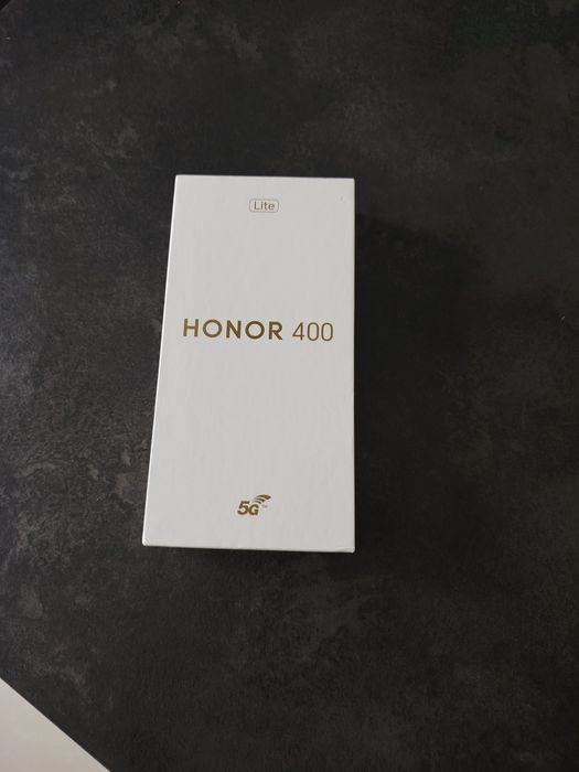 Vând telefon HONOR 400 LITE NOU