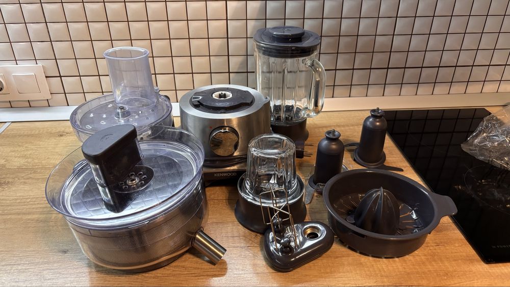 Кухненски робот Kenwood