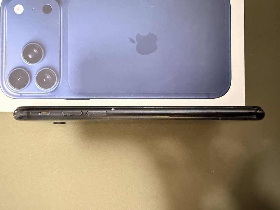 Iphone se 2020  barter