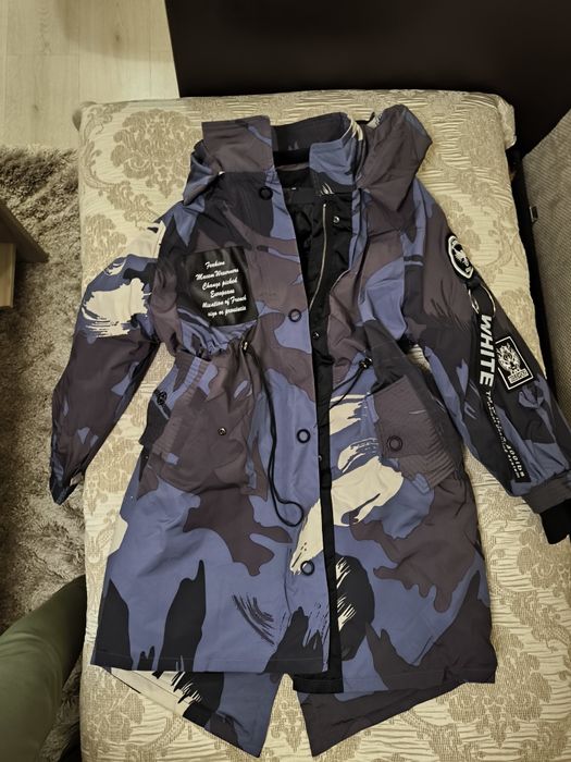 Ефектно дълго яке с цип и тик-так копчета, с асиметрична кройка