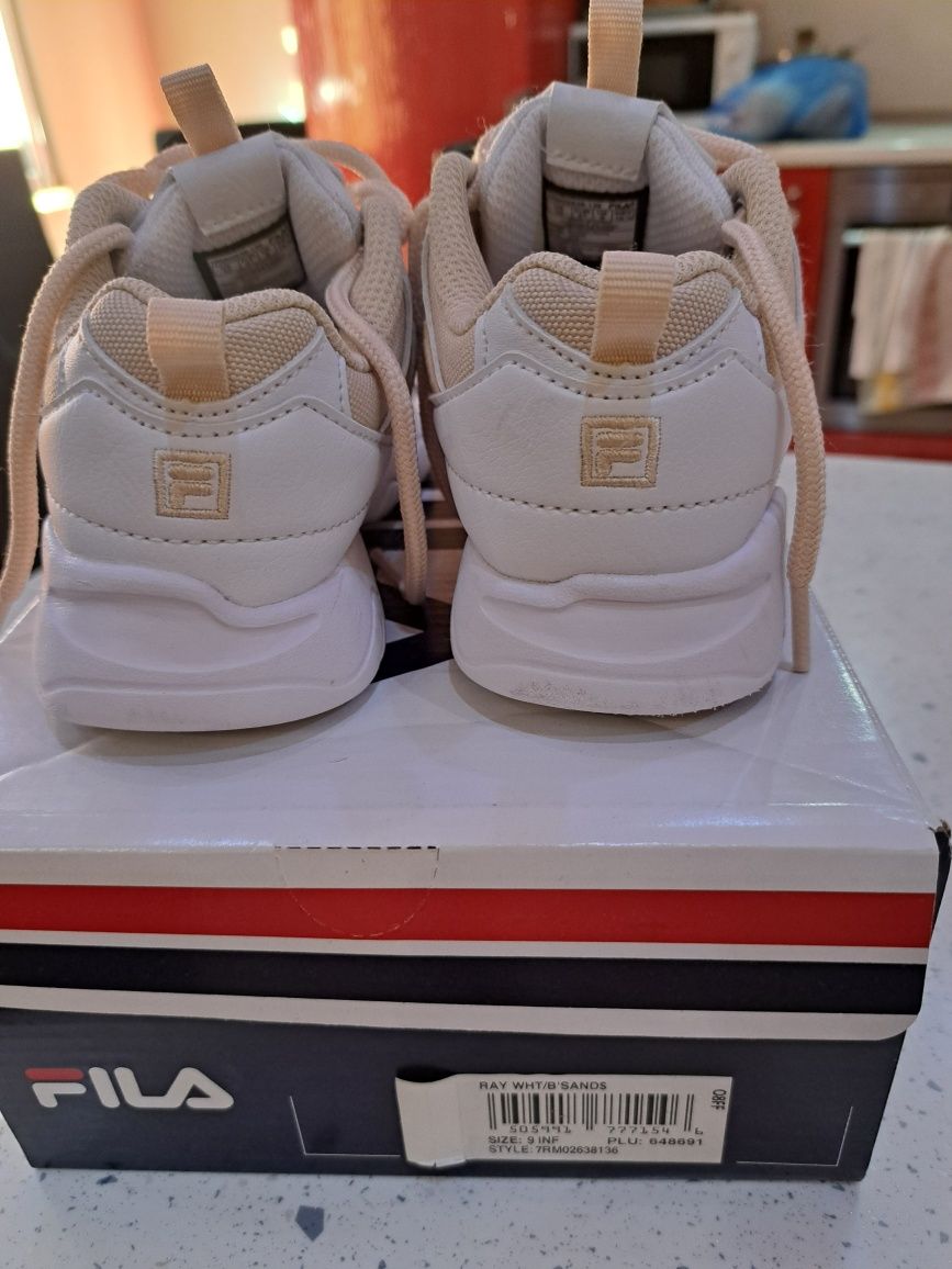 Детски маратонки Fila 27 номер