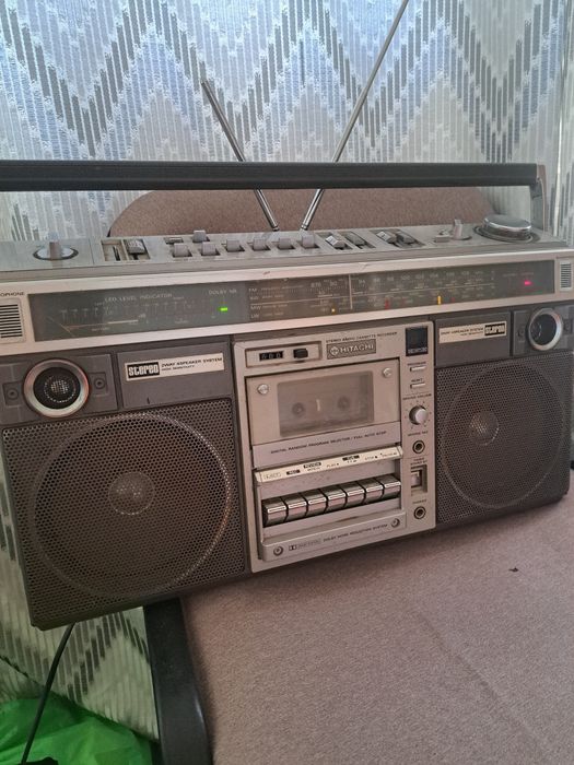 Vând rwdiocasetofon