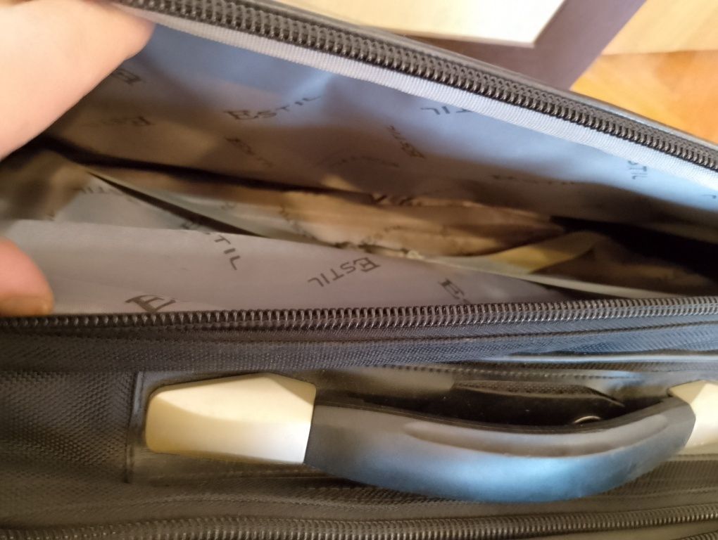 Чанта за лаптоп Estil