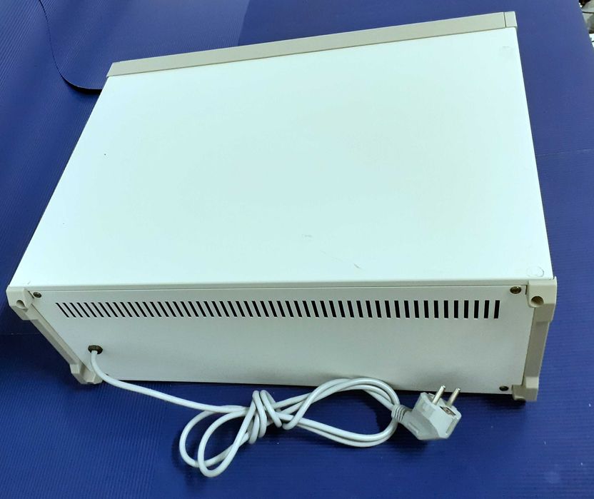 Generator de impulsuri/secvențiator cu patru canale Bolz