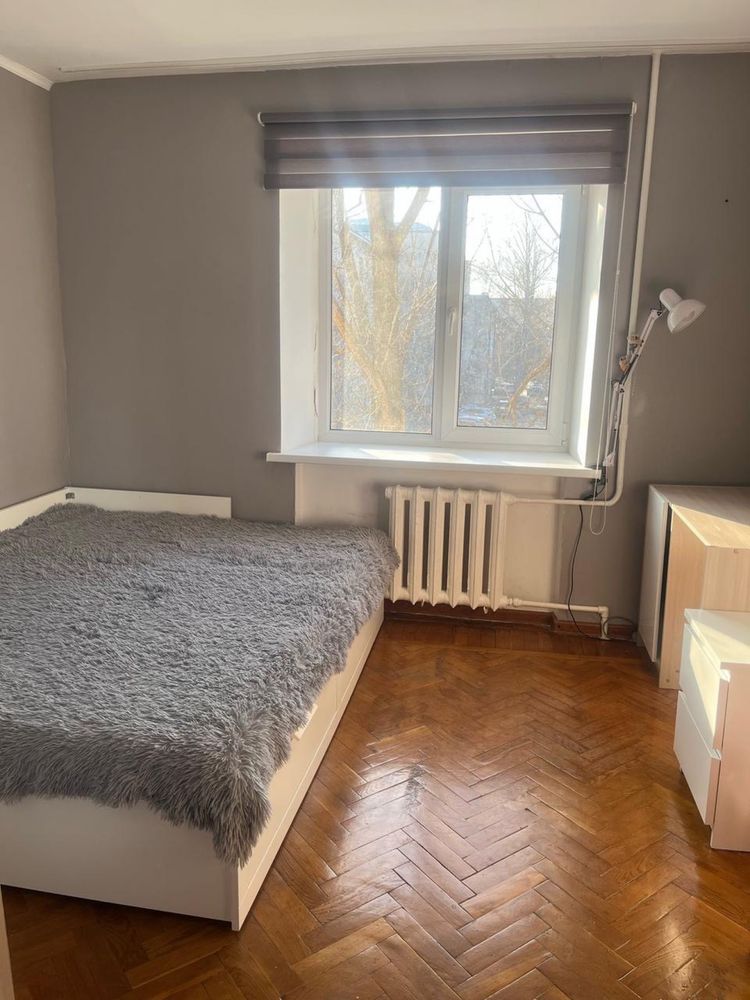 Продажа 3-х комн Революция