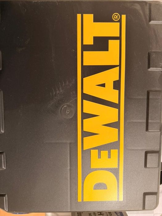 Винтоверт/Шуруповерт Dewalt