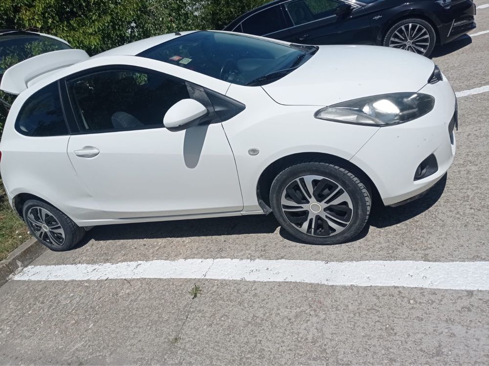 Vand Mazda 2 proprietar