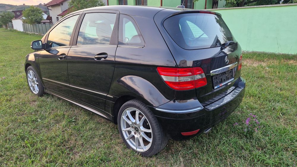 Mercedes b160 stare foarte bună
