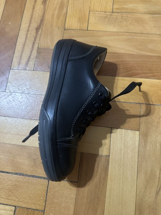 Pantofi ESD cu bot metalic nr 37