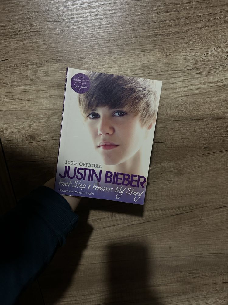Автобиографична книга за Justin Bieber