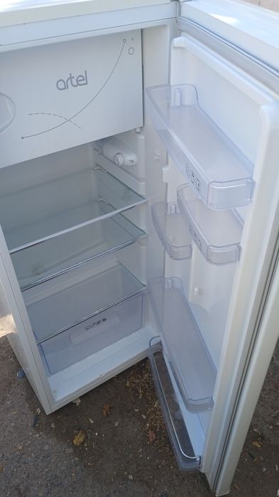 Прадается холодильник