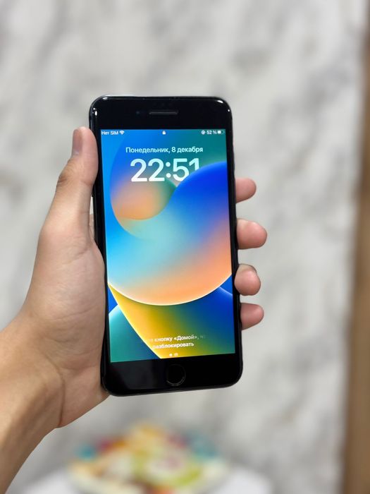Продам Айфон 8+ 64gb