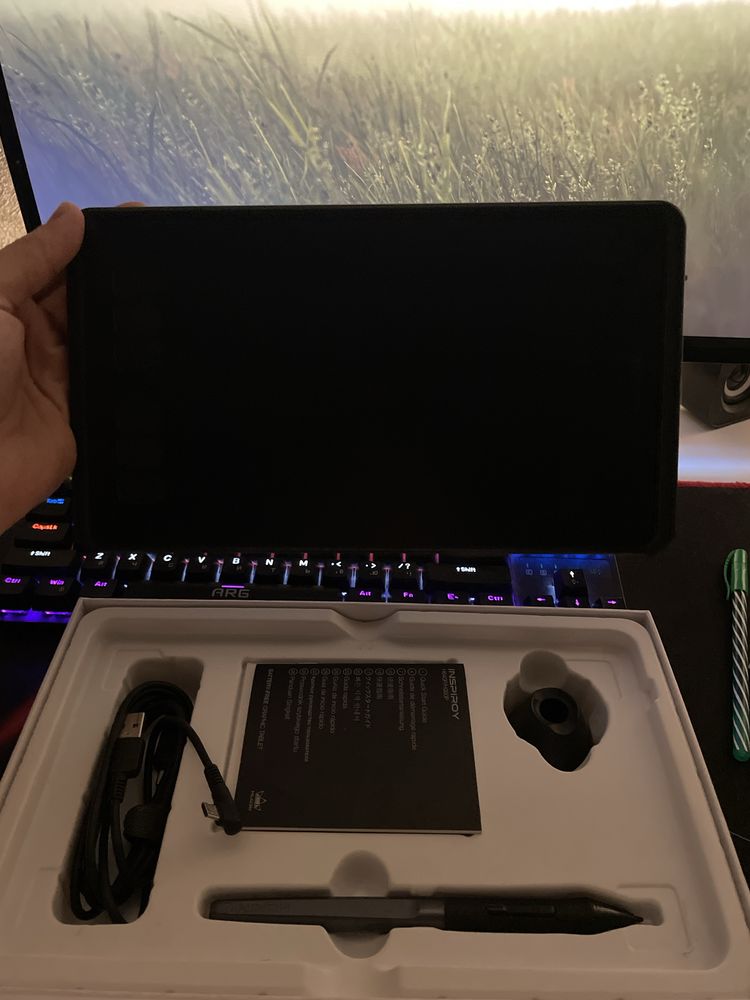 Графический планшет Huion H640