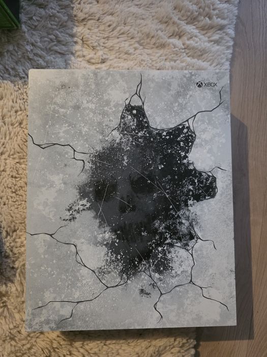 Xbox one x Gears 5 limited edition