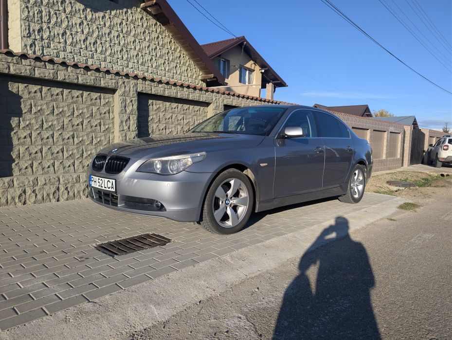 Vând BMW 520i E60