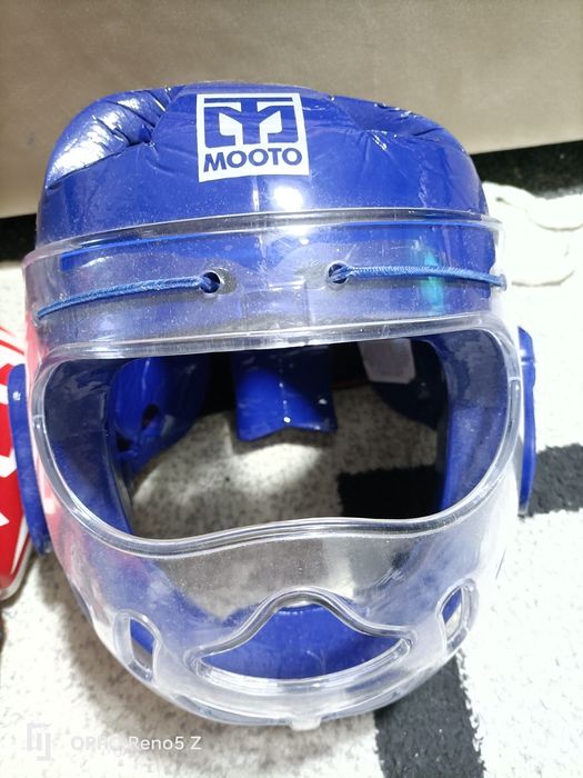 Перчатки хлопушка шлем. Протектор