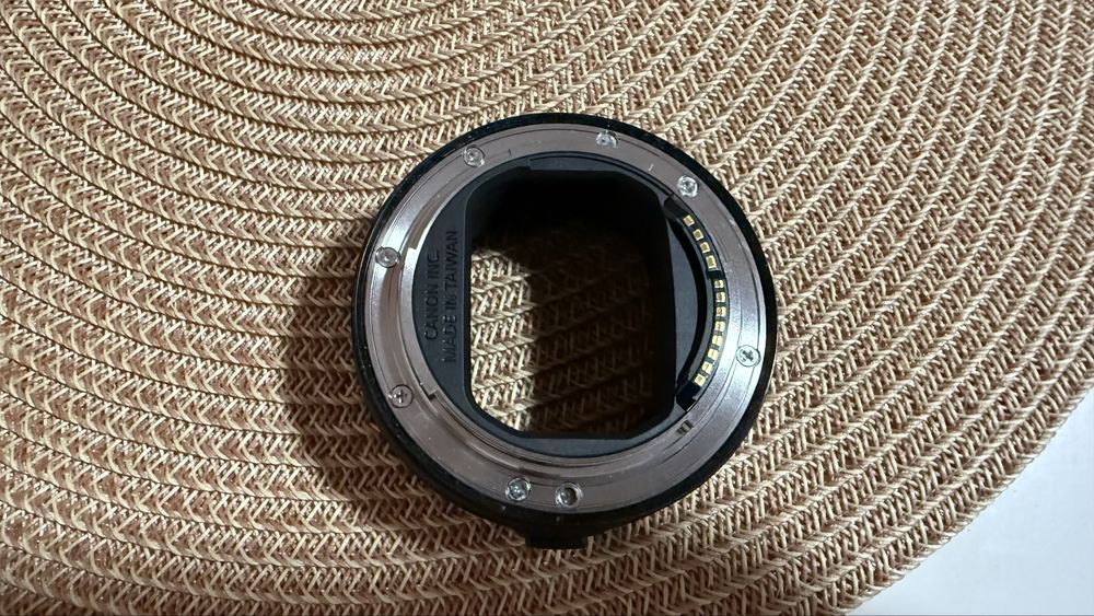 Adaptor Canon EF la RF