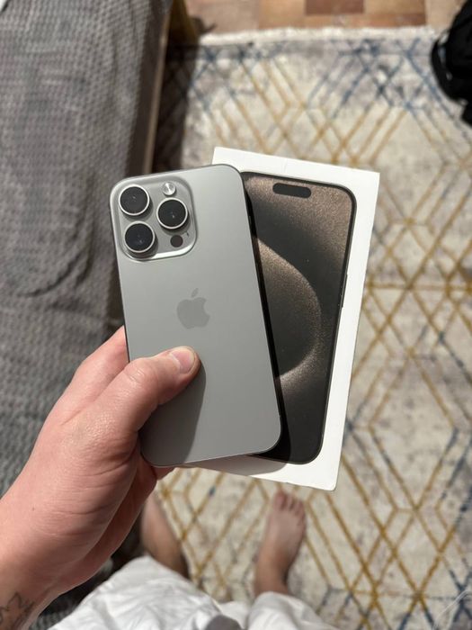 Iphone 15 pro titan