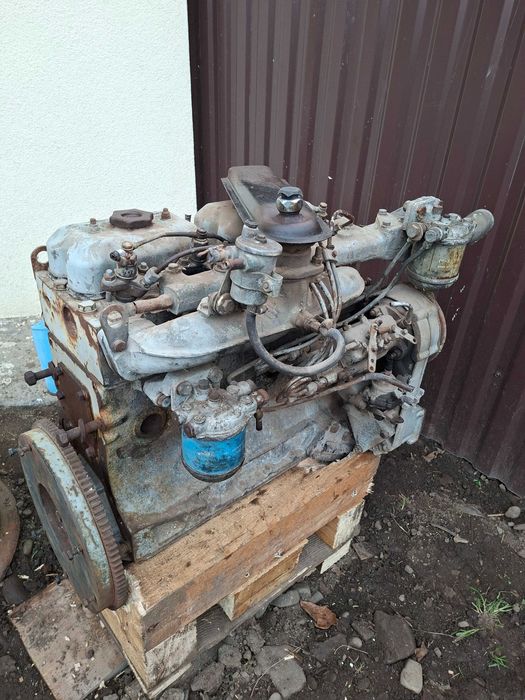 Motor Brasov D127 Aro/tractor