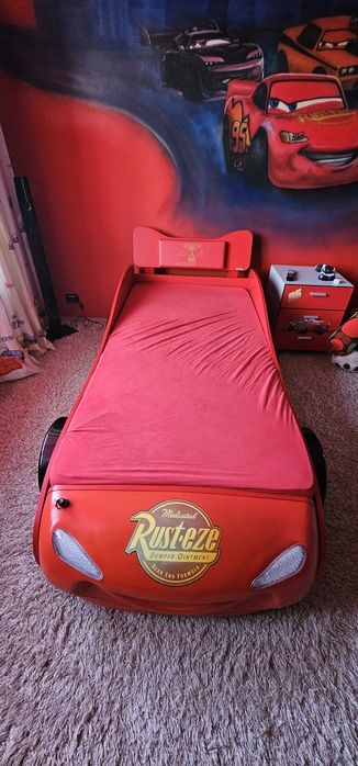 Patuț copi,masina,cu saltea