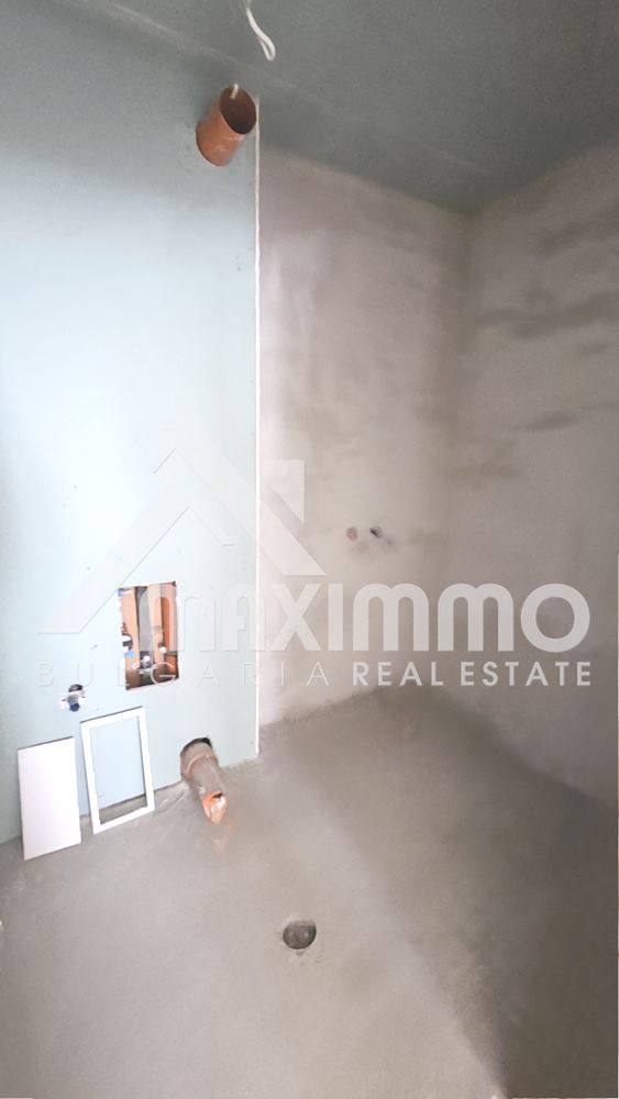 Продава се Тристаен апартамент в Варна, Кайсиева градина - 80 кв.м за 1438 €/кв.м - Снимка #4