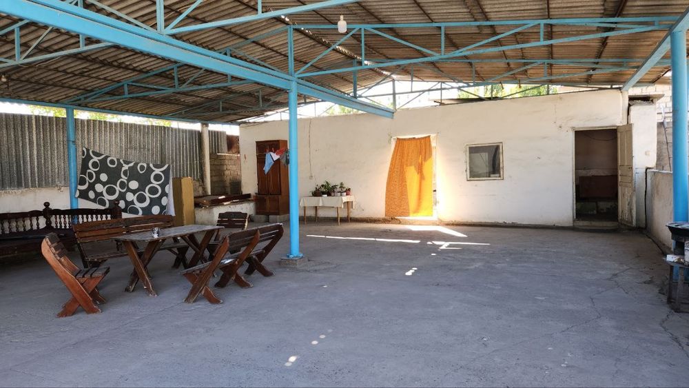 СРОЧНО ДОМ 600 м/2 продаётся под застройку