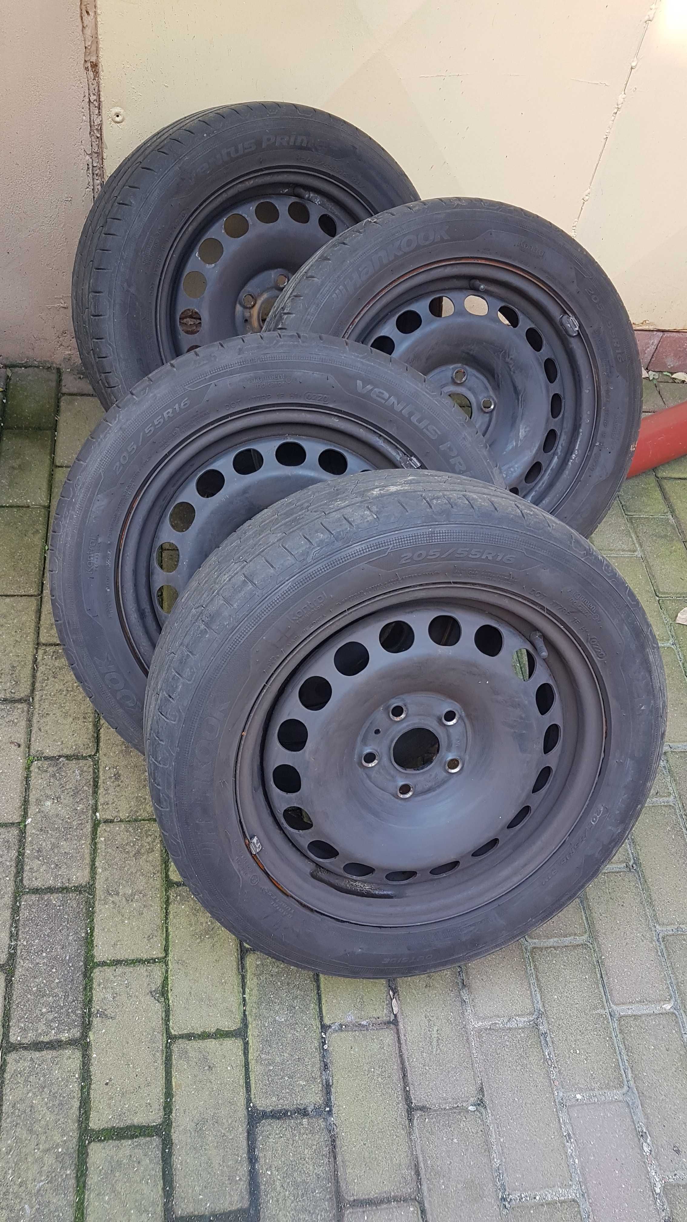 4 Jante cu anvelope 205 55 16 Hankook