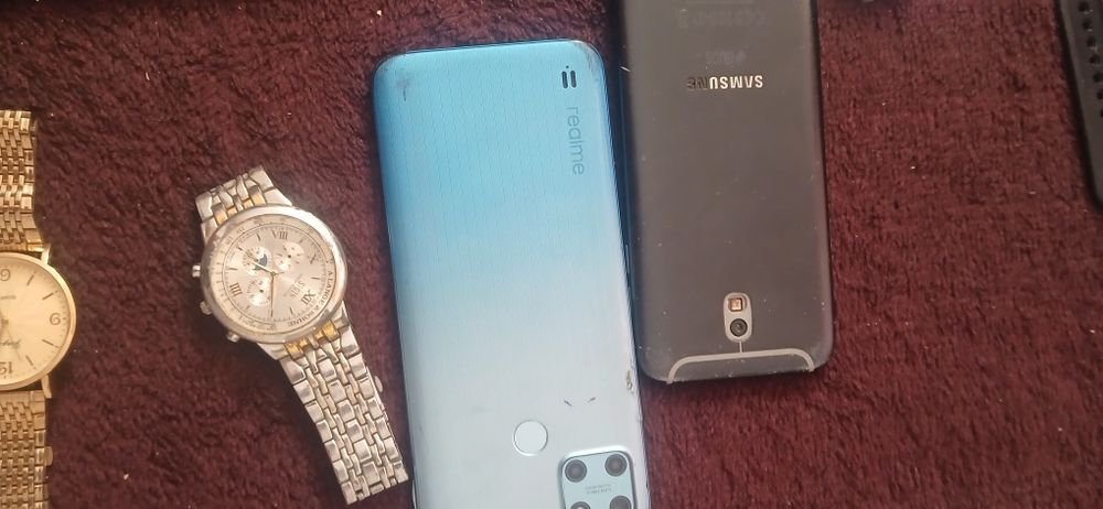 Telefoane pentru piese