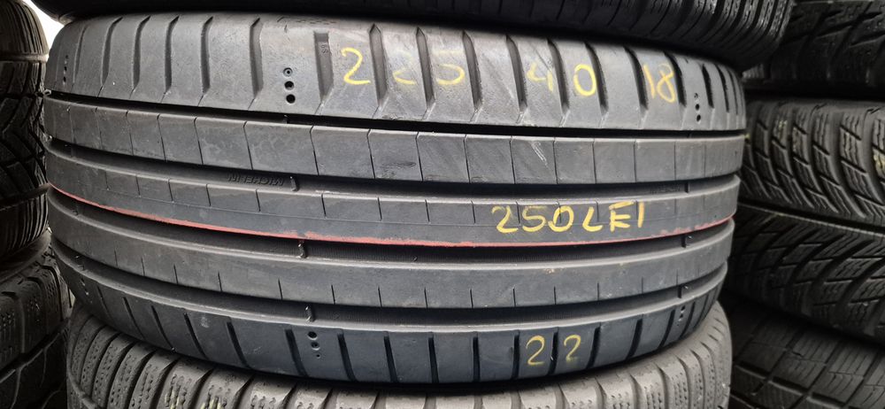 225 40 18 Michelin 5 O bucata