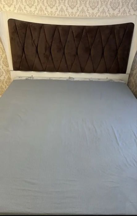 Спальный двухспальный кровать