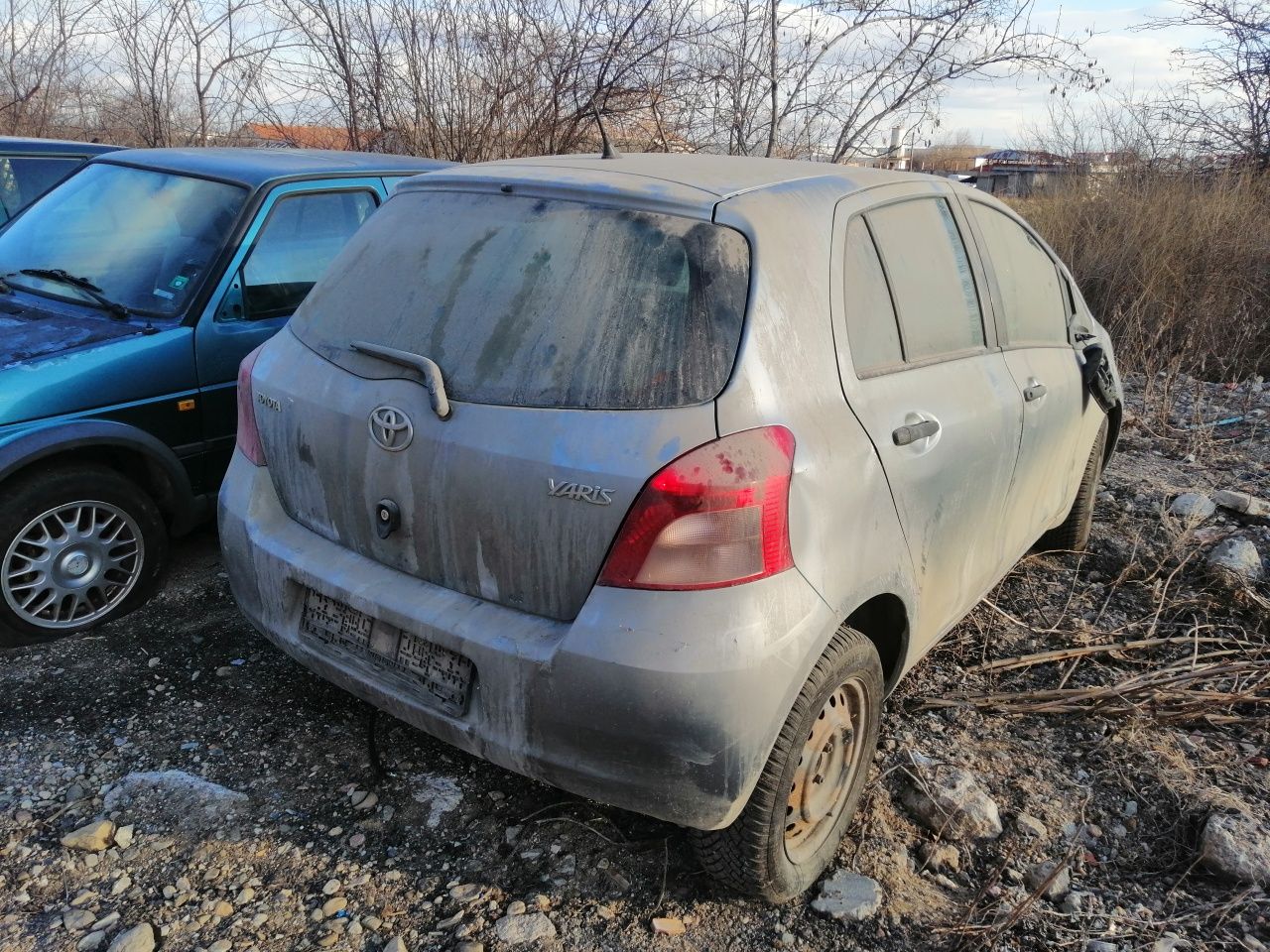 Toyota Yaris 1.0 69к.с.на части