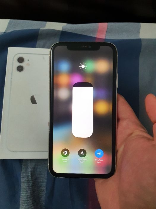 Srochna sotiladi Apple Iphone 11 128GB RU/A White Original Karobkali