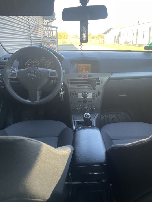 Vand Opel Astra H 1.6 Benzina + GPL