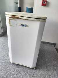 Хладилник с камера Neo малък