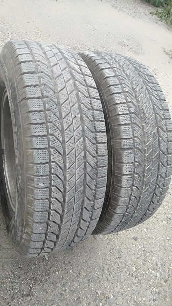 Шины R17 265/65 BRIDGESTONE BLIZZAK(Япония)