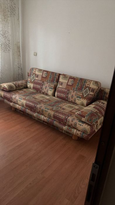 ÎNCHIRIEZ Apartament 2 camere,Centru