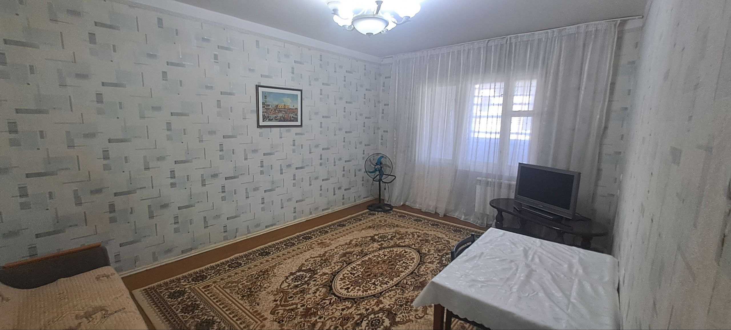 Сдаю свою 4х комнатную квартиру без посредников.