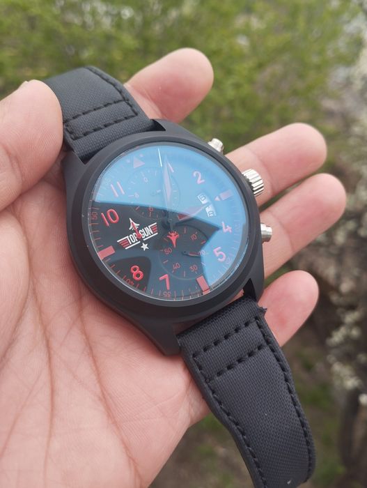 Мужские часы IWC  швейцарского бренда