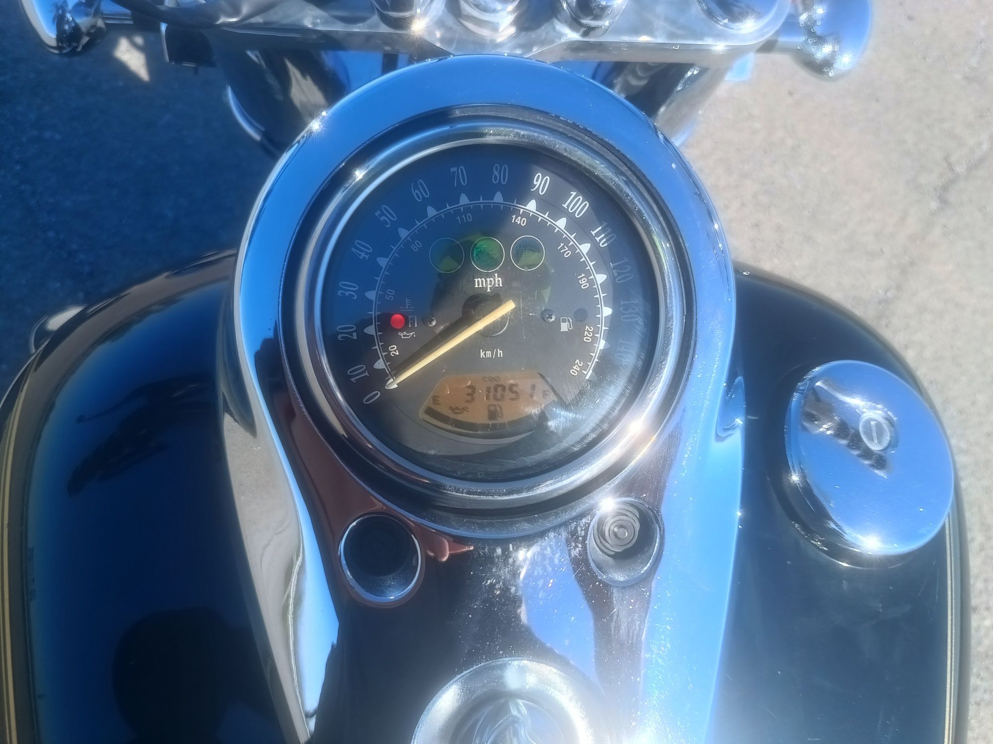 Kawasaki Vulcan 2000