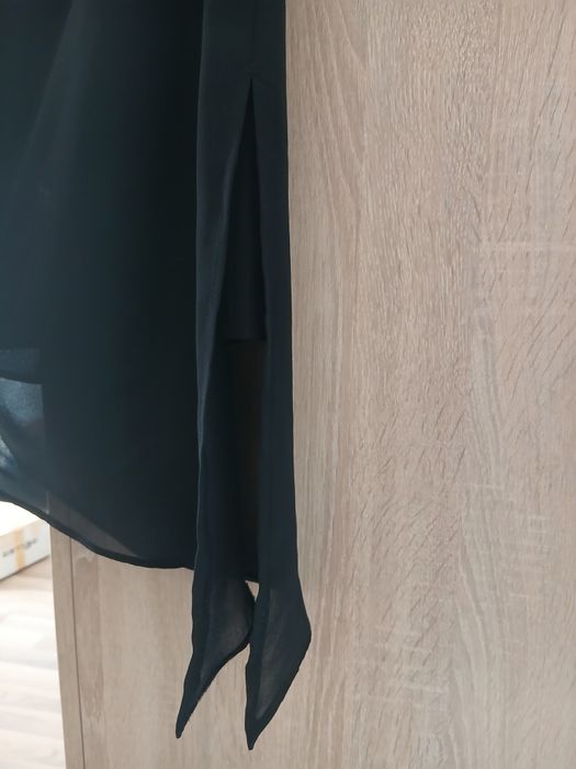 Vând ensemble-uri pentru damă