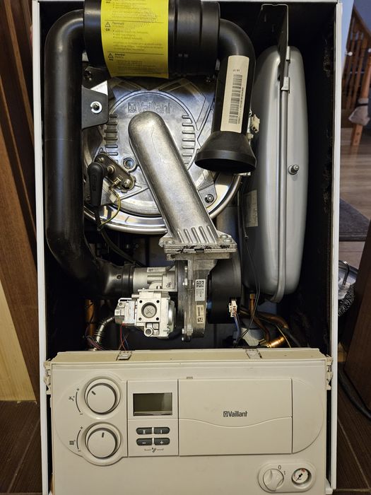 Centrala termica in condensatie VAILLANT ecoTEC PLUS VU 306/3-5 30 kw