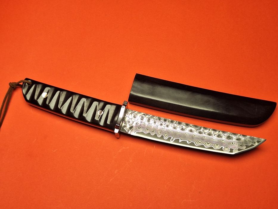 Японски нож от дамаска стомана 67 слоя и VG-10 Tanto