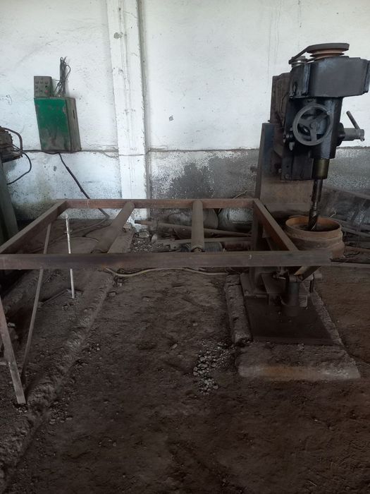 Продаётся токарные станки рабочие состояние возможно торг уместен