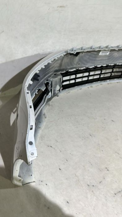 Bara fata VW Passat B7, 2010, 2011, 2012, 2013, 2014, 2015, cod origine OE 3AA807221.