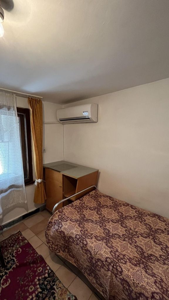 Дава се под наем Едностаен апартамент в София, Модерно предградие - 25 кв.м за 210 € - Снимка #2