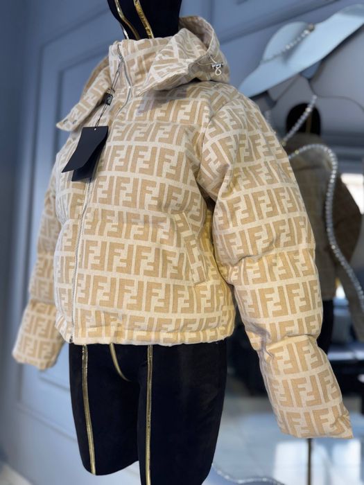 geaca fendi  model nou