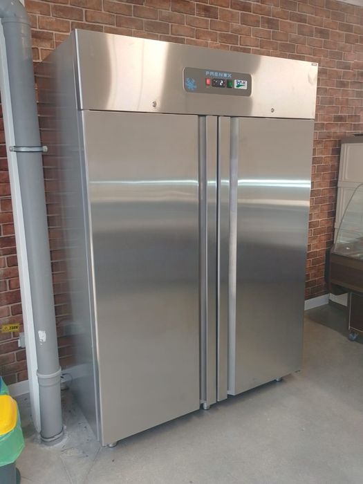 Vând frigider inox și alte produse Horeca