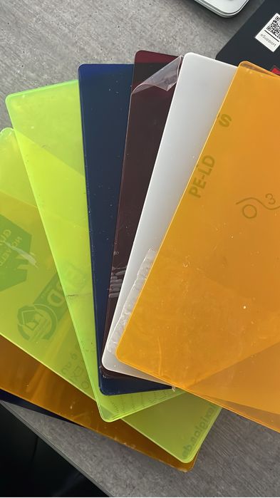 Plexiglas colorat