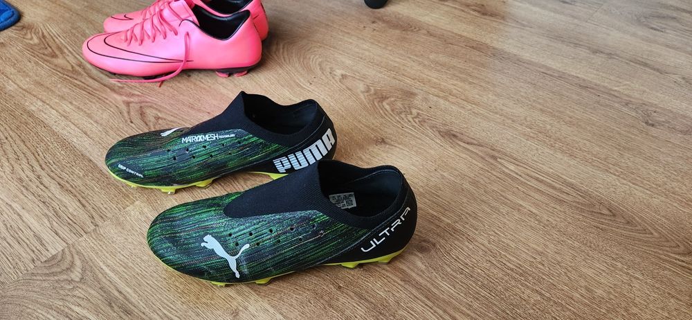 Бутонки Puma Ultra детски футболни обувки номер- 37.5